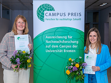 Freuen sich über ihre Auszeichnungen: Lara Stuthmann und Laura Sheng sind die diesjährigen Preisträgerinnen des CAMPUS PREIS