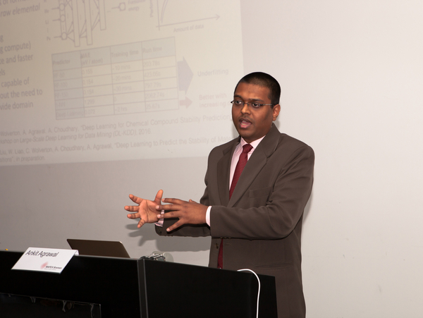Ankit Agrawal (Northwestern University, USA), talking