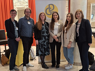 Gruppenbild mit Jana Kaden, Dominik Domhoff, Dr. Kathrin Seibert, Janissa Altona, Ellen Dunker, Prof. Dr. Birte Berger-Höger