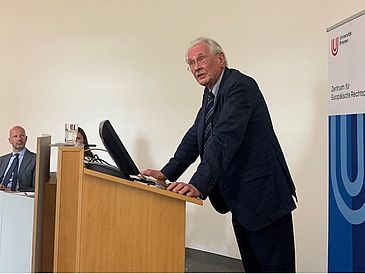 Lecture by Professor Grimm