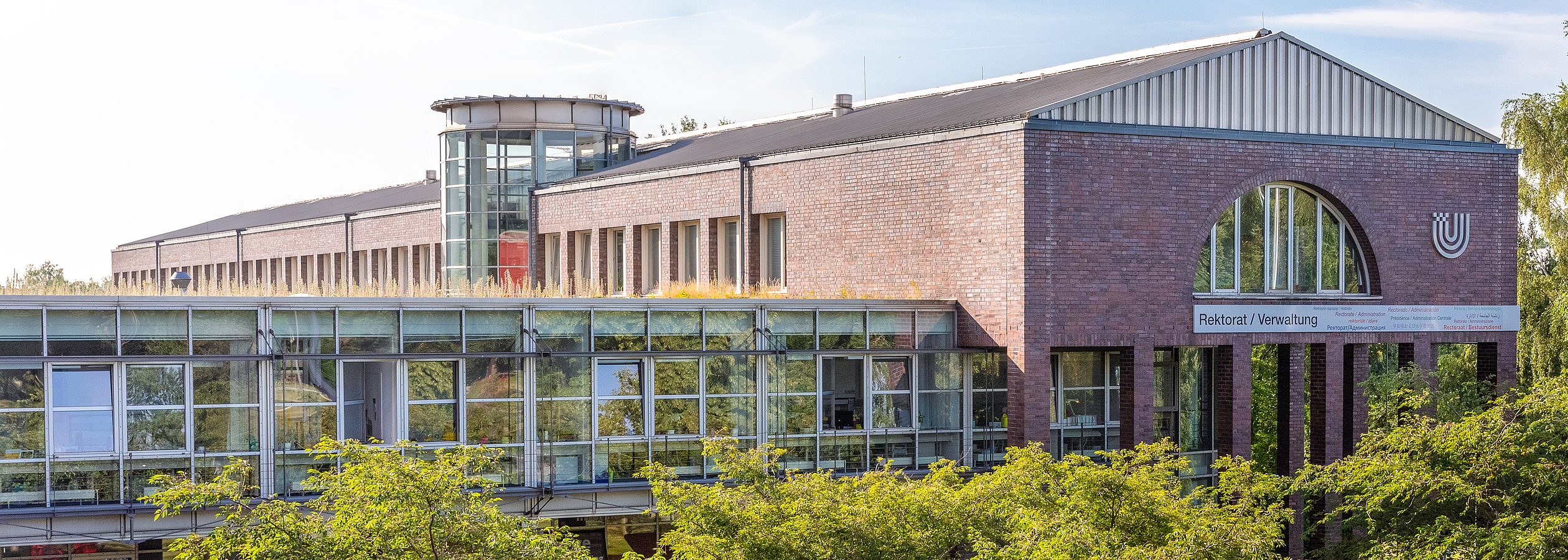 Außenansicht des Verwaltungsgebäudes der Universität Bremen