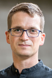 Portrait von Professor Sebastian Uhlemann