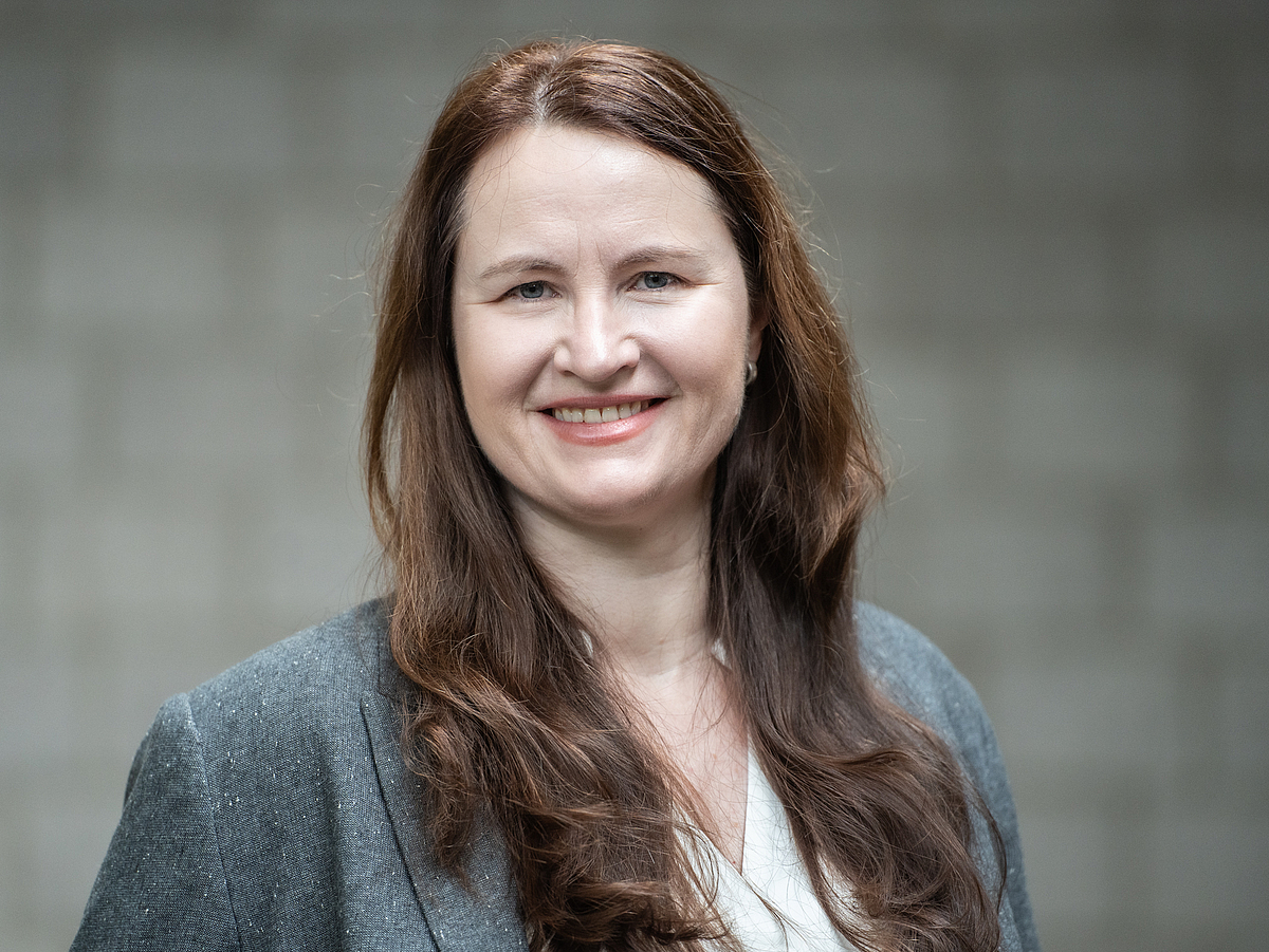 Prof. Dr. Jana Semrau