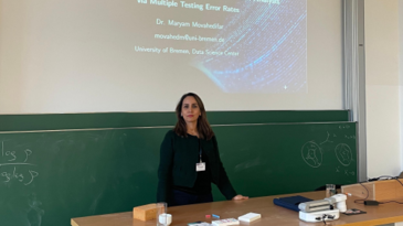 DSC Data Scientist gives Lecture at Conference