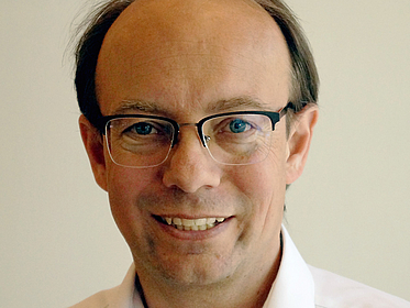 Portrait Prof. Dr. Ansgar Gerhardus