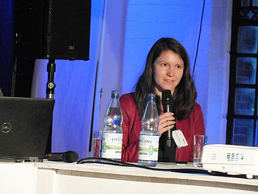 Mareike zum Felde auf dem Podium