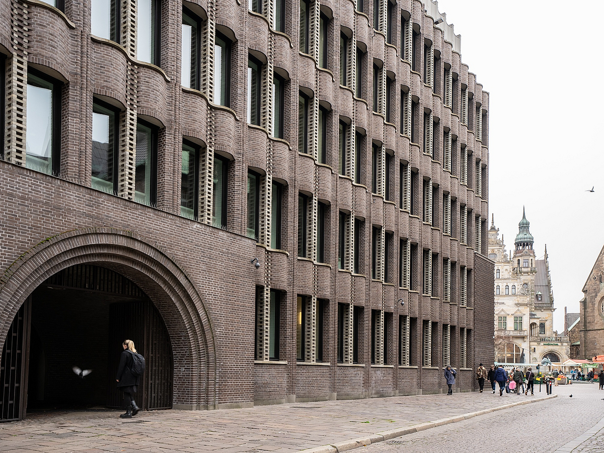 Ein Blick von außen auf das Forum am Domshof