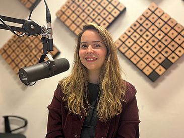 Jody Danard im Studio zur Aufnahme des Podcasts.