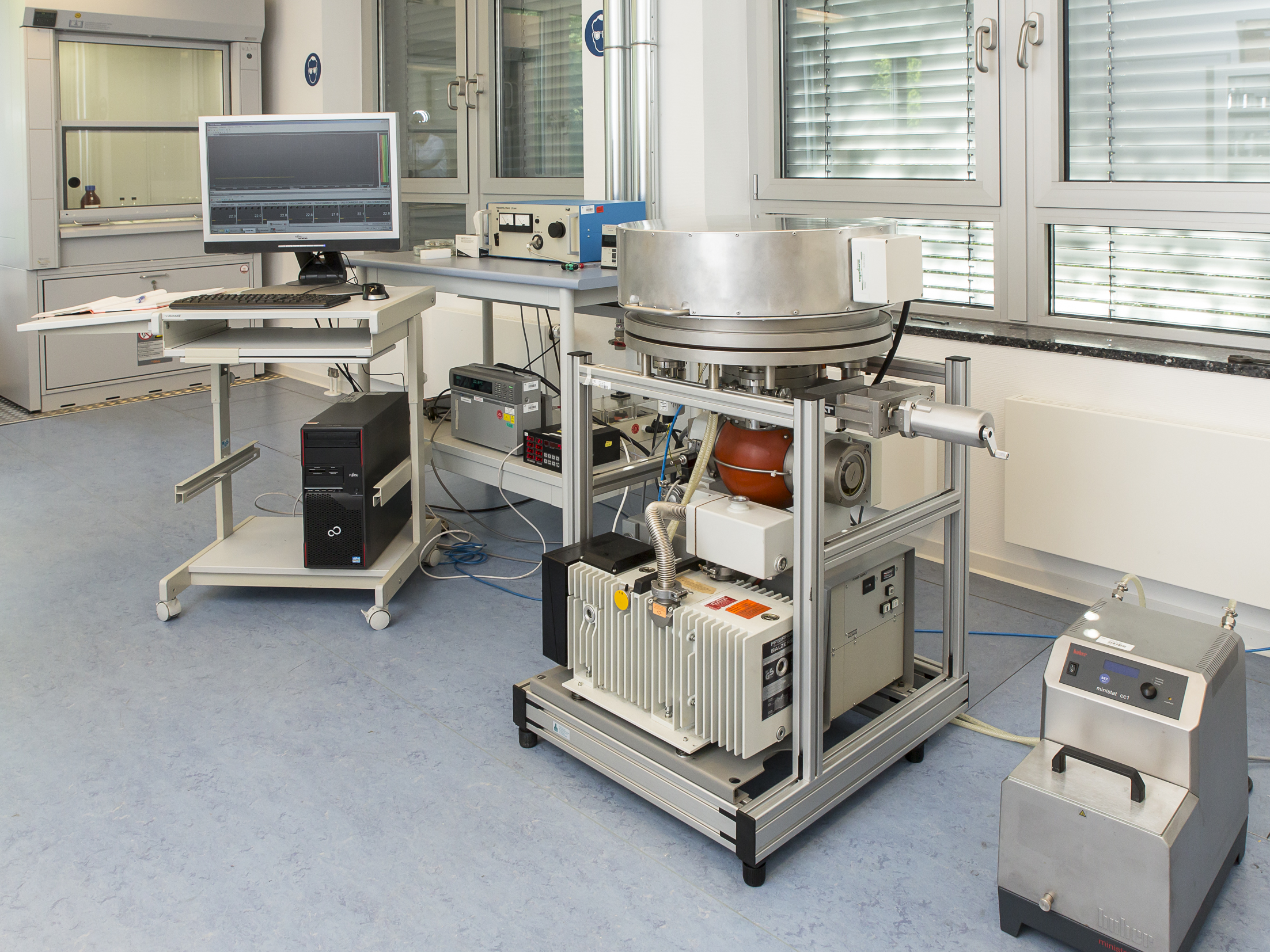 Picture of Instrument - Micro-VCM Teststand