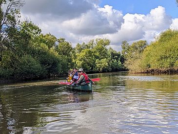 Menschen in einem Boot
