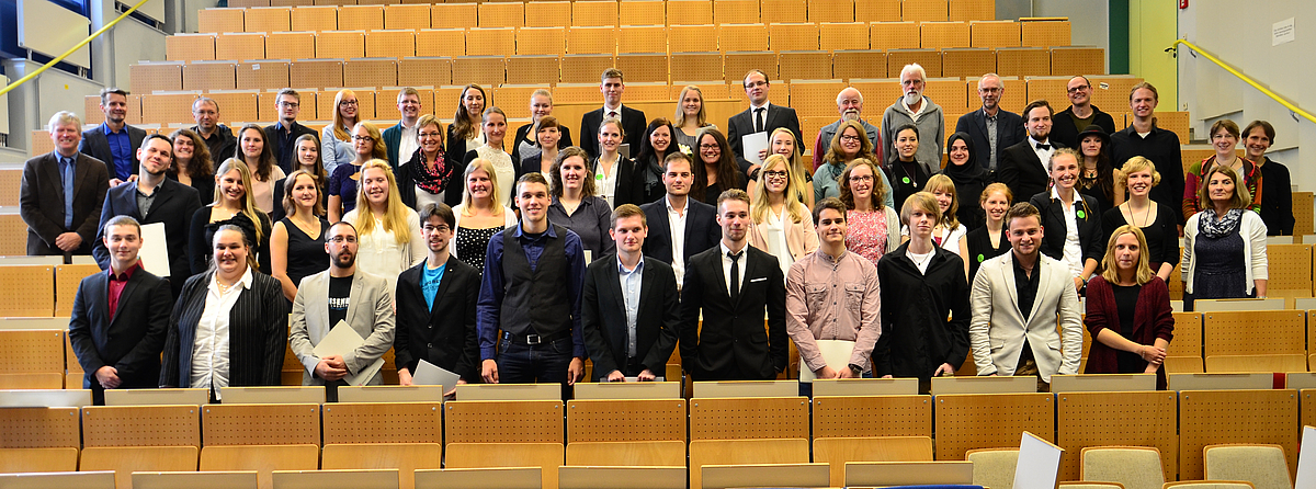 Bachelor-Absolventinnen und -Absolventen 2015