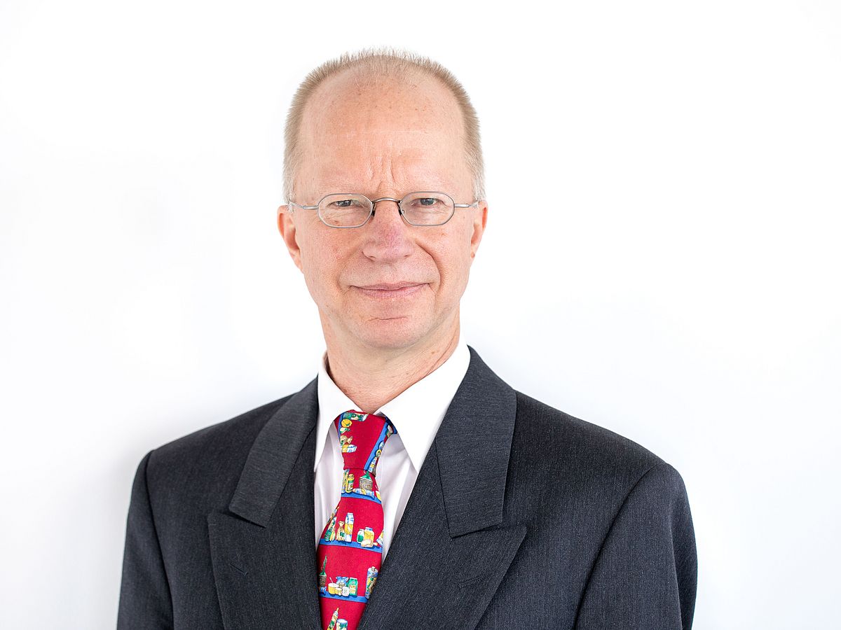 Portrait von Professor Doktor Thorsten Poddig