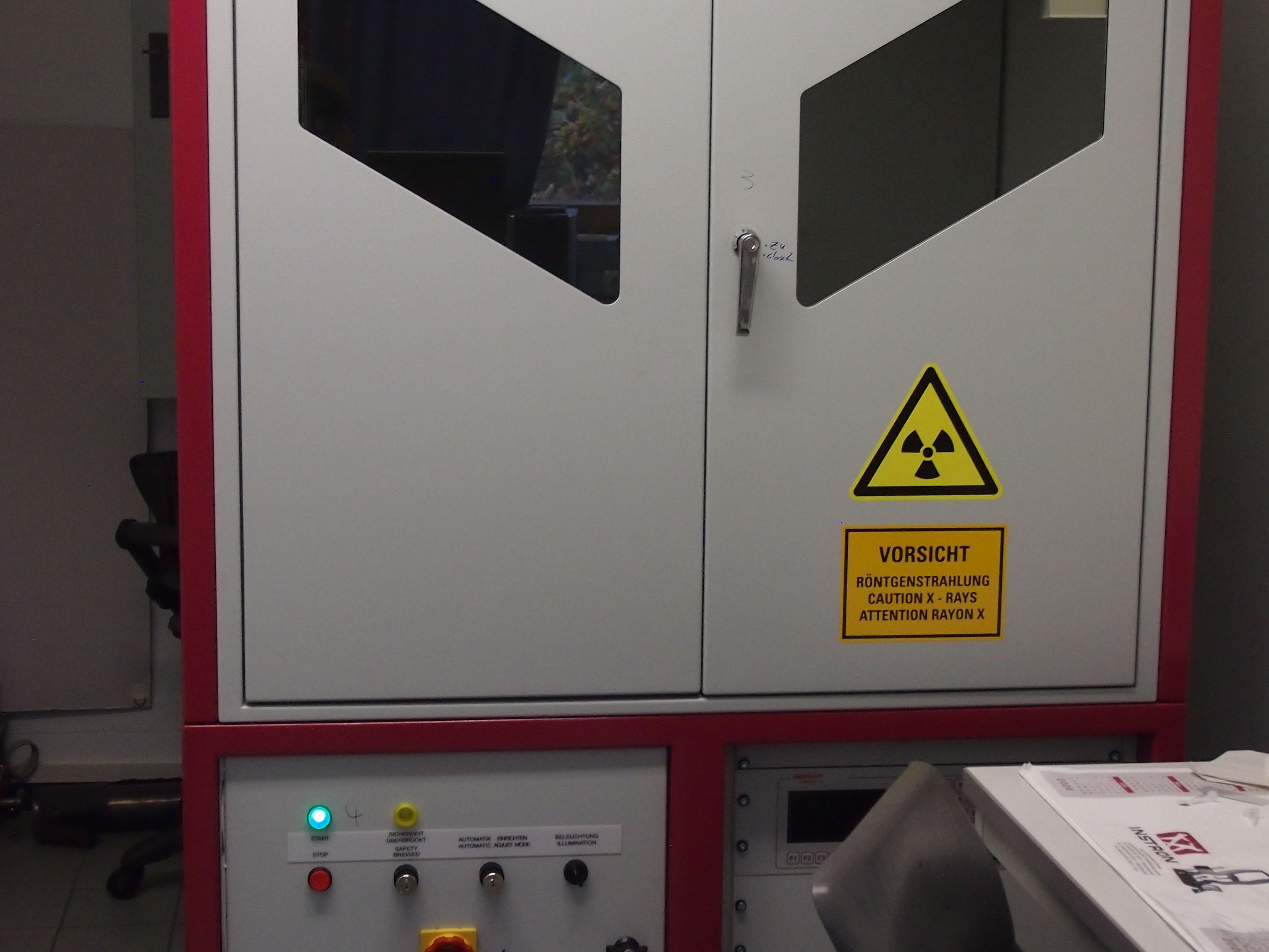 Picture of Instrument - XRD 3003