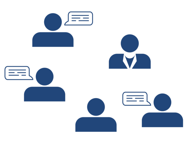 Lehrende und Studierende erarbeiten die Inhalte im Diskurs zum Beispiel durch gemeinsamen Austausch