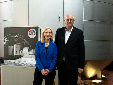 Professorin Jutta Günther, Rektorin der Universität Bremen, Bürgermeister Andreas Bovenschulte