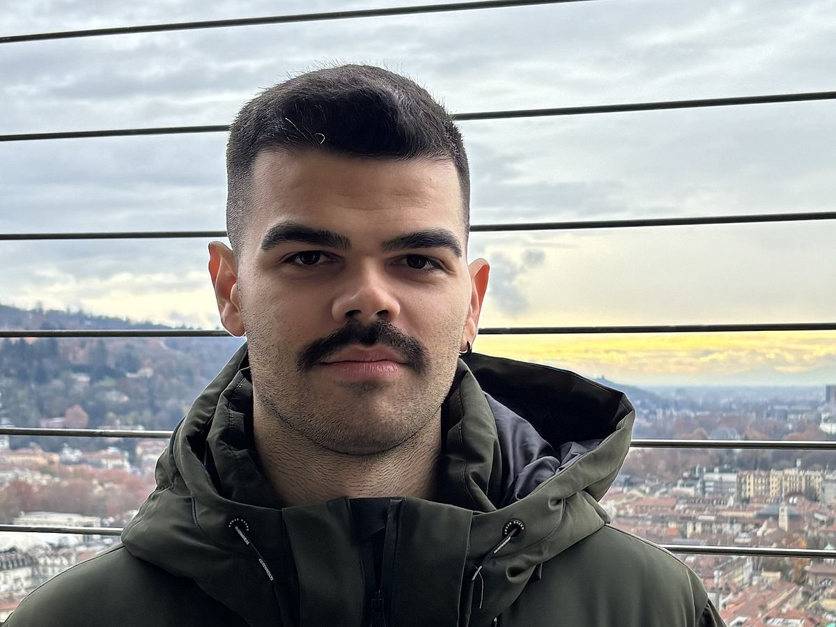 Porträtfoto Dr. Michalis Xefteris