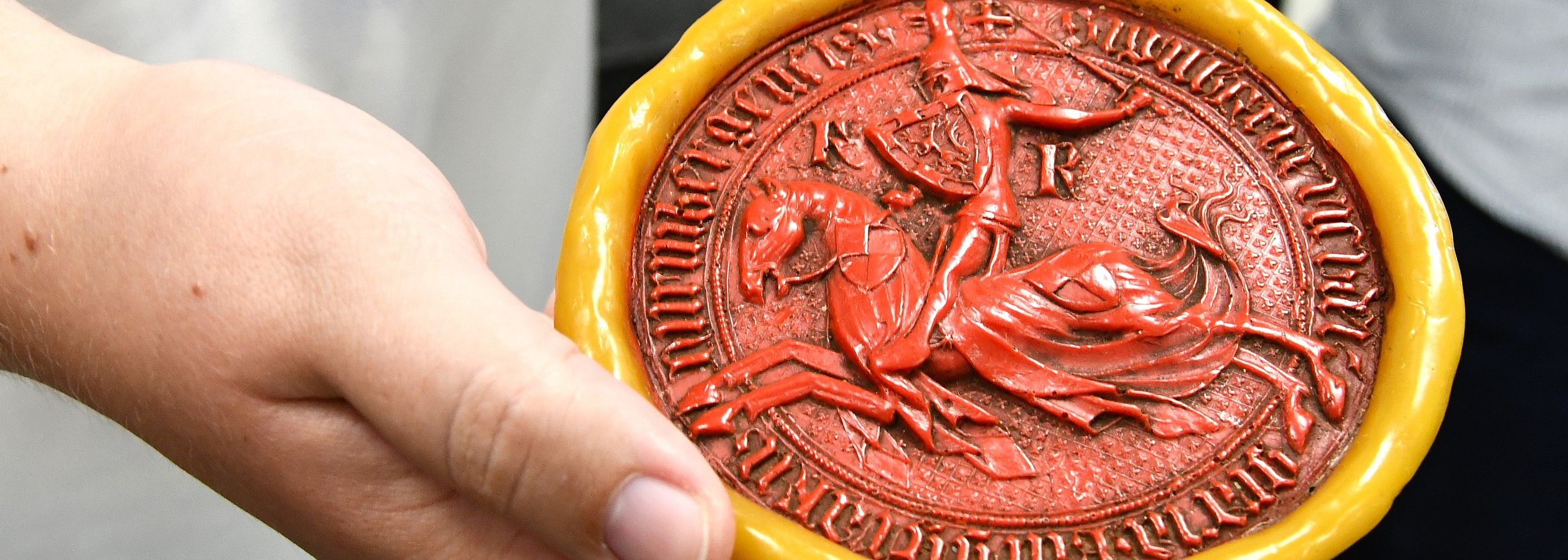 Mittelalterliches Siegel (Reitersiegel des Burggrafen von Nürnberg)