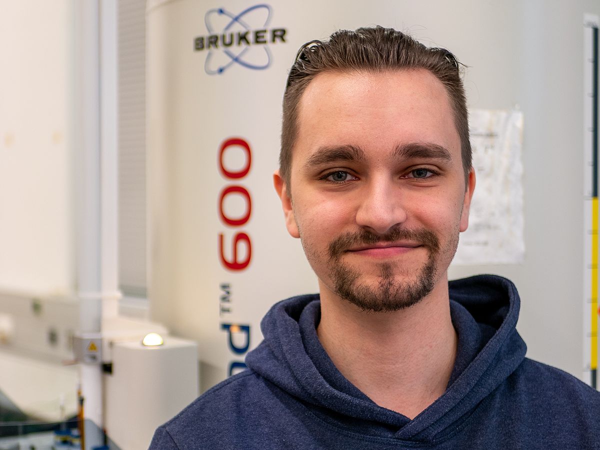 Auf dem Bild ist unser Doktorand Björn Meyer zu sehen.