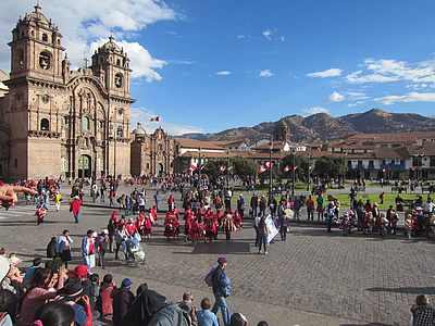 Plaza Peru