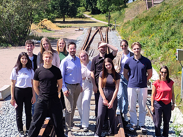 Gruppenfoto bei der Deutschen Bahn