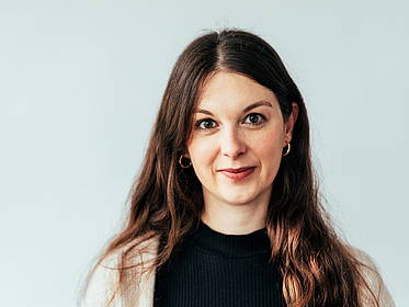 Porträtfoto Julia Stern