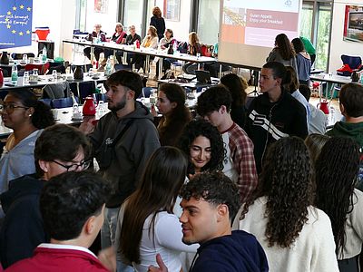 Austauschstudierende beim Begrüßungsfrühstück