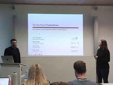 [Translate to English:] 