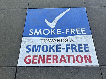 Schrift auf Stein: Towards a smokefree generation