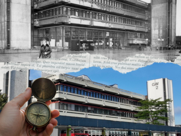 Das Bild ist eine Kollage aus zwei Fotos, die zweimal dieselbe Perspektive auf das Gebäude GW2 der Universität Bremen in der Erbauungszeit und heute enthält. Im Bildvordergund ist eine Hand mit einem Kompass zu sehen.