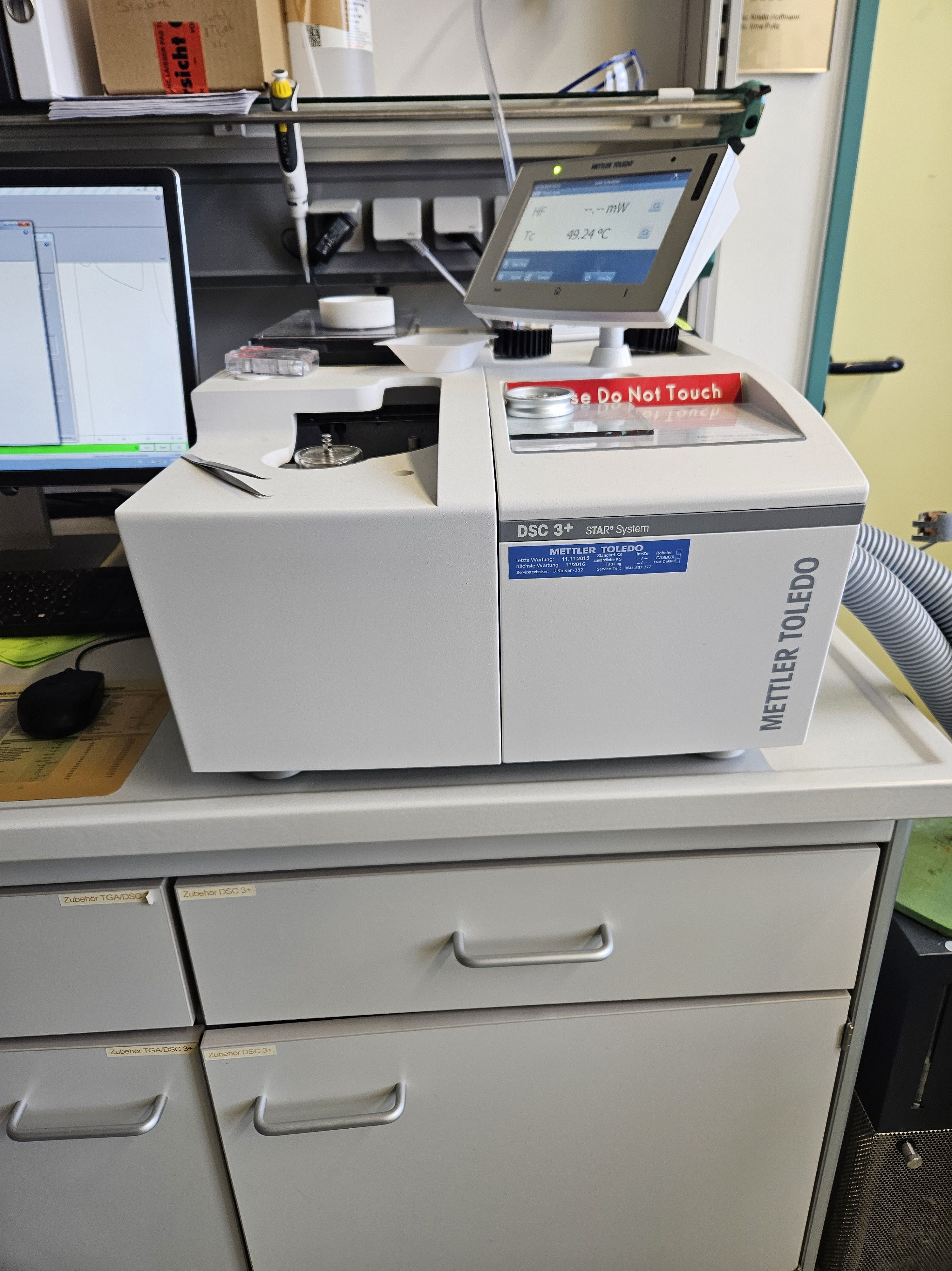 Picture of Instrument - TGA DSC3+