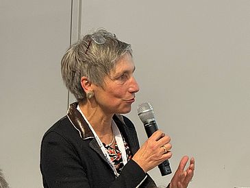 Prof. Dr. Ingrid Darmann-Finck auf dem Deutschen Pflegetag 2025