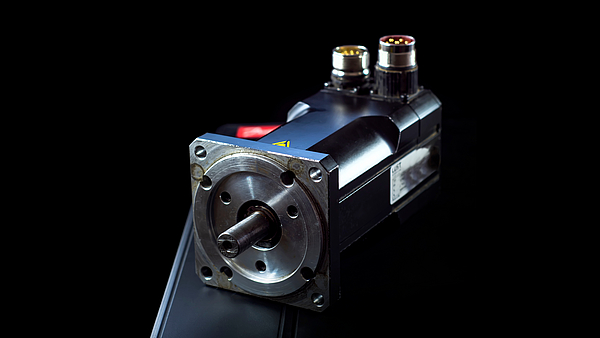 Servomotor