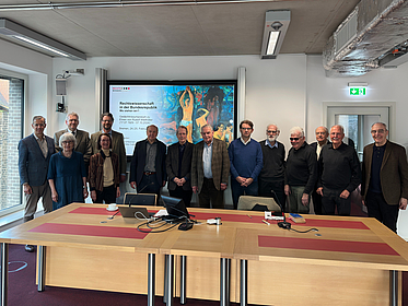 Gruppenfoto Teilnehmer*innen