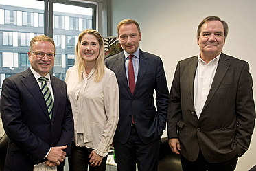 Prof. Dr. Jochen Zimmermann, Lencke Steiner, Christian Lindner, Prof. Dr. Rudolf Hickel (v.l.n.r.)